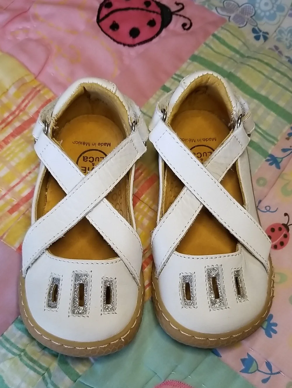 Livie & Luca White Leather Cross-Strap Girls' Walker Shoes Size 6 Luz